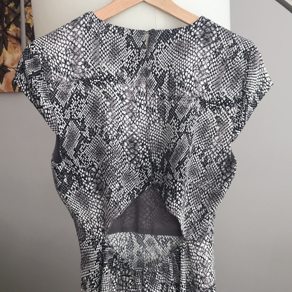 Babaton Hamptons Mini Dress - Picture 13 of 13
